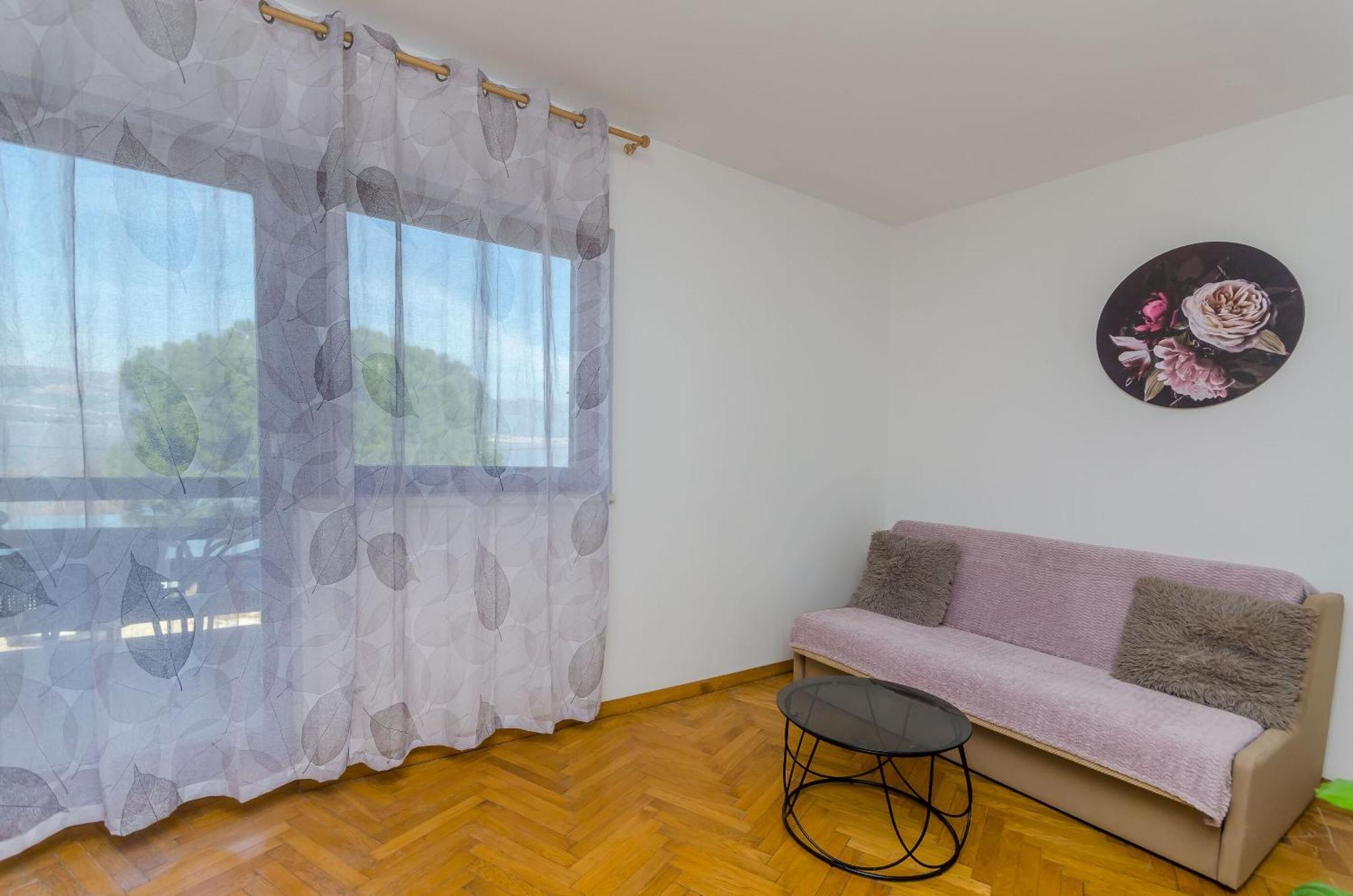 Apartments Tabak โตรกีร์ ภายนอก รูปภาพ
